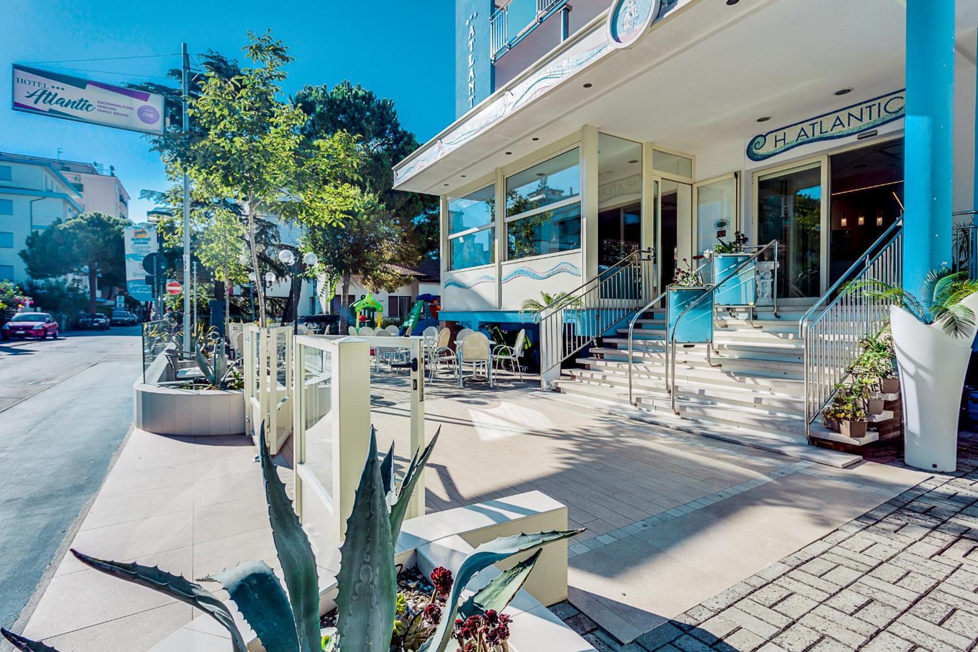 Hotel Atlantic Gatteo a Mare Buitenkant foto