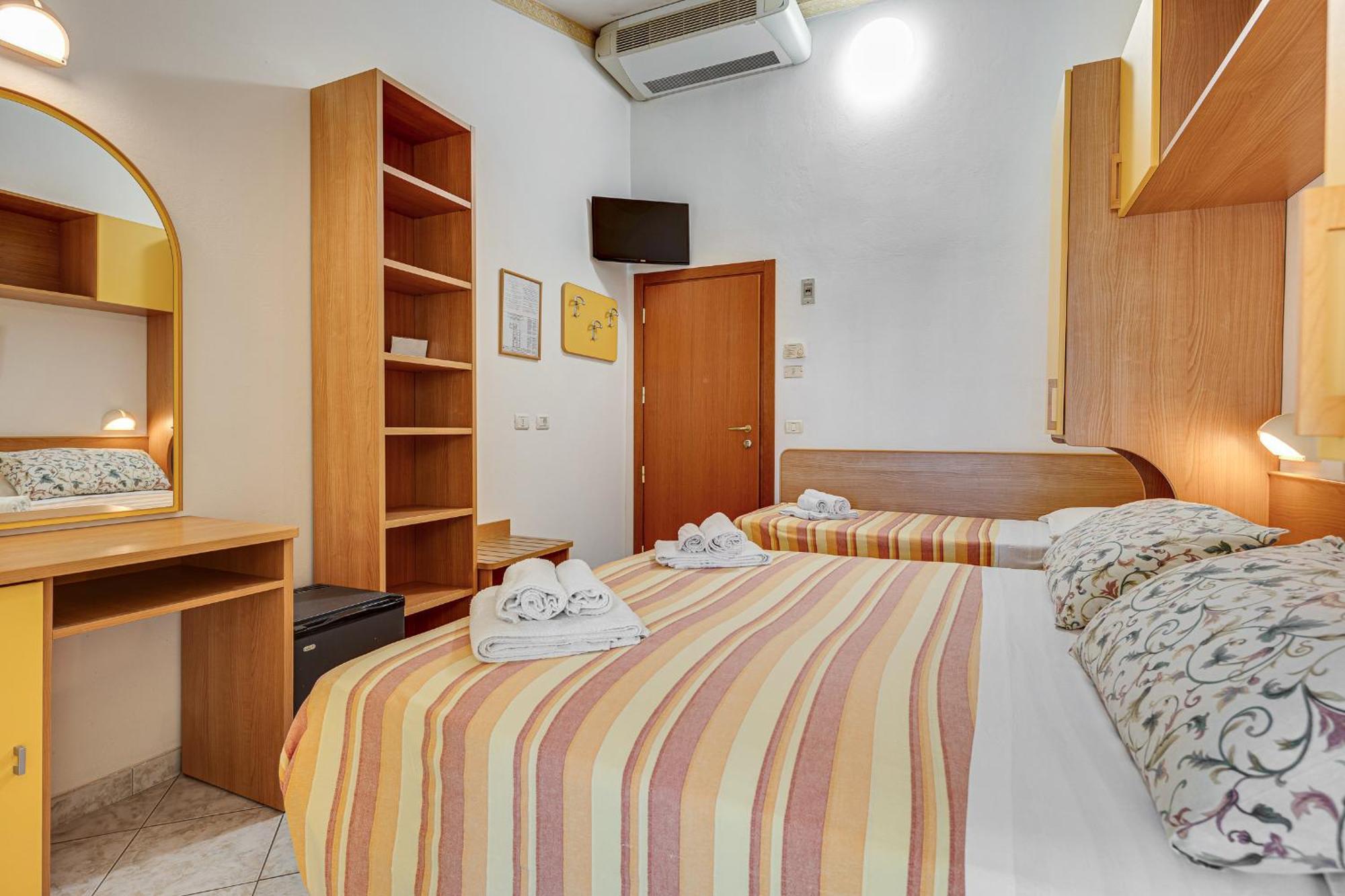 Hotel Atlantic Gatteo a Mare Buitenkant foto